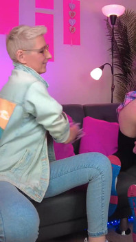 Spanking while cumming - Girl & Femboy - 4K (Full video)
