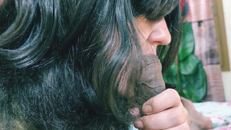 Bolly Karma: MILF panas sukakan si jalang kotor kote hitam besar