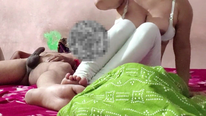 Pinki Bhabhi 69: La calda moglie dell'amica ha tradito suo marito per soddisfazione...