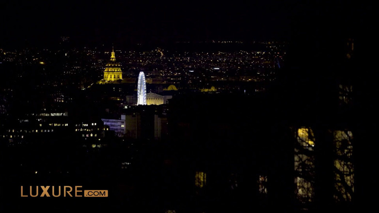 Luxure: Uma ótima noite com 2 mulheres lindas