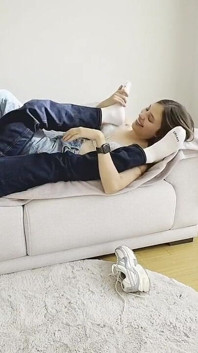 Donne Che Solleticano E Lottano