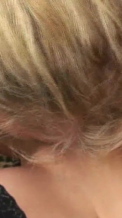 The MILF and Her Younger Girlfriend and I (Master of porn) The MILF and Her Younger Girlfriend and I (Master of porn)