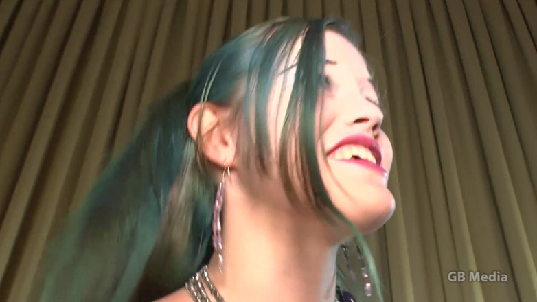 GangBang-Dream: Nare Doreen wil geneukt worden
