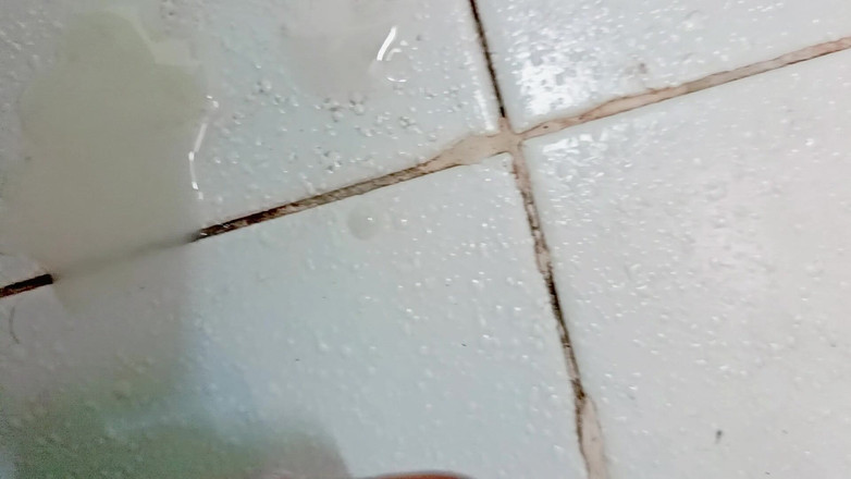 Brijesh 270: Ele tirou as calças e balançou a cabeça