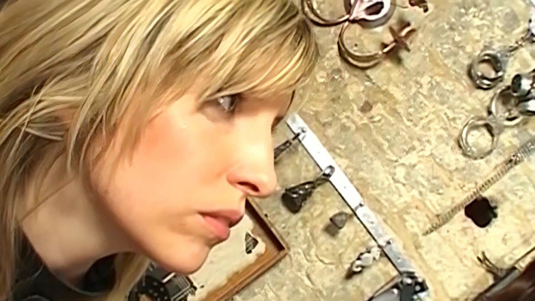 BDSM6.CLUB: BDSM voglie estreme! Le troie schiave ricevono la loro punizione...