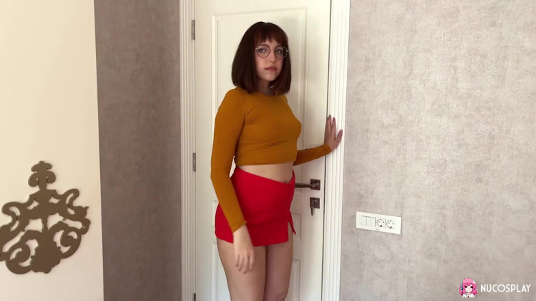 Nu Cosplay: Velma šuká zvrhlíka, který na ní byl