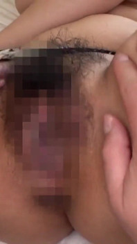 Partie 1, surcharge de dialecte ! Squirting à gogo avec une beauté à gros nichons