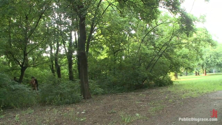 Public Disgrace by Kink: Трахався в міському автобусі