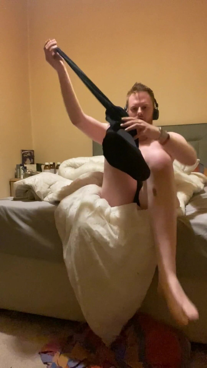 Ava Maxwell: Duce la o fantezie înfiorătoare cu Ava Maxwell