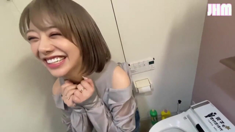 J Hentai Matings: Gadis cantik ini menjelajahi kebebasan untuk merilis ketenangan di bawah...