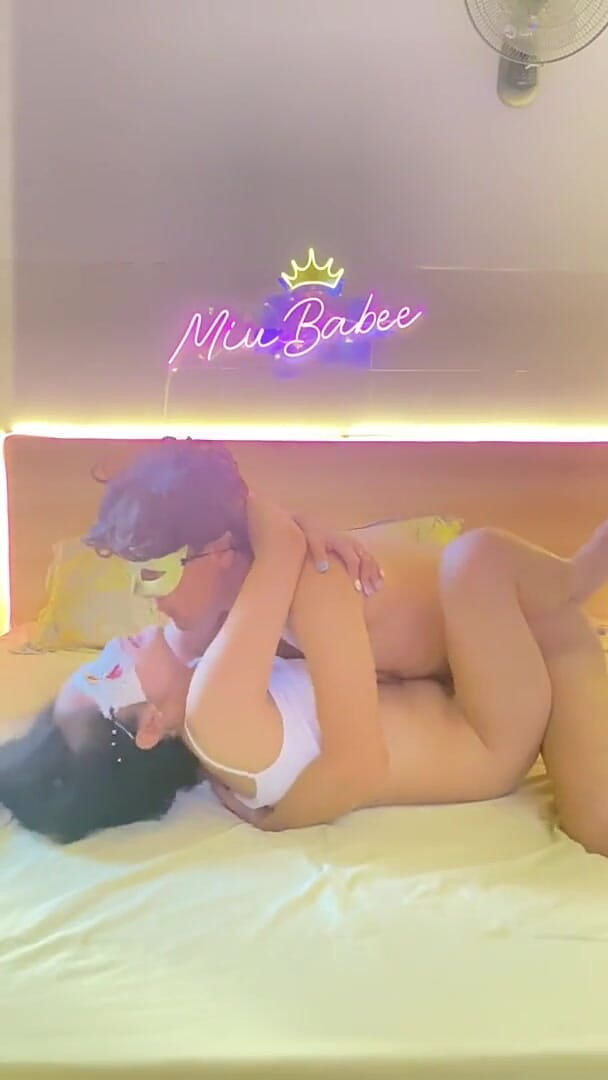 MiuBabee: Namorada suavemente ллллбл