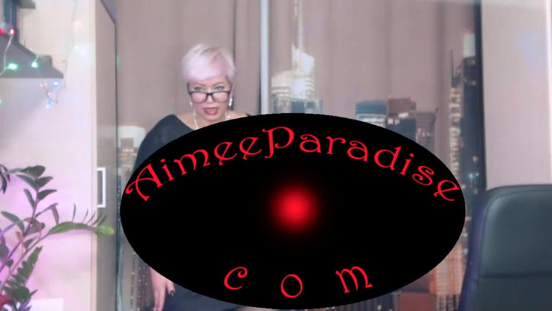 AimeeParadise: AimeeParadise, SALope MILF sexy : les derniers privates de cet été...