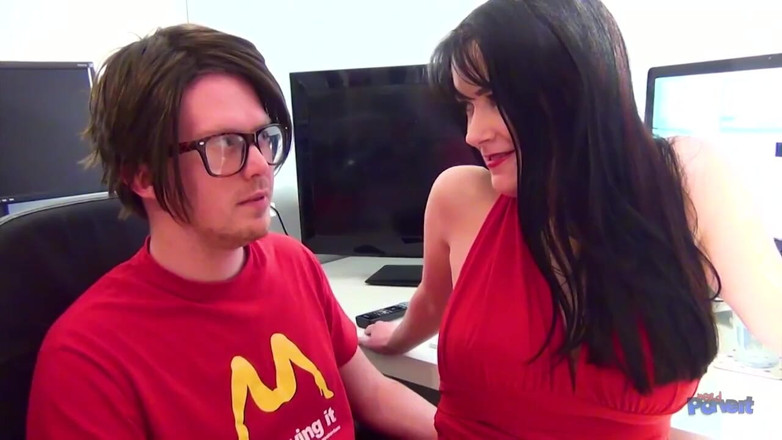 Nerd Pervert: Summer Ray - White Spunkmas