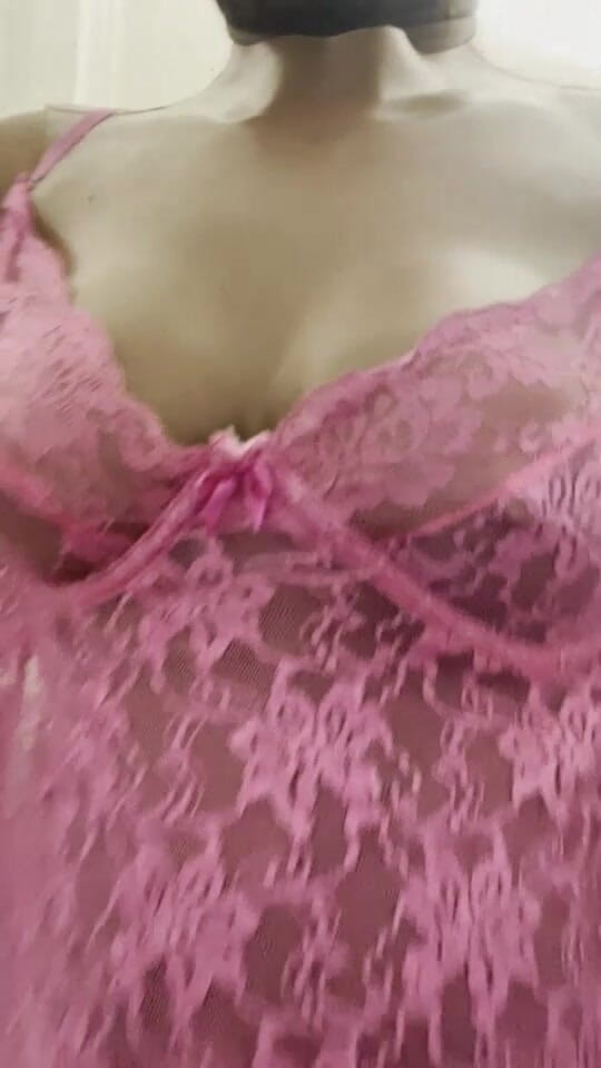 JuneAmputee: Ebonycurves - Semplice e liscia