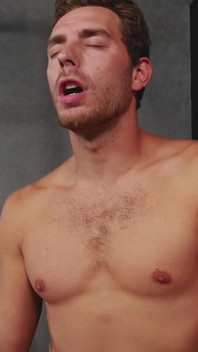 Nextdoorstudios Rivals : frères gym