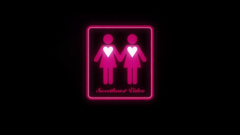 SweetheartVideo: Adv lesbian. Pakar strap-on 15_scene 1_strap Dia menghidapnya