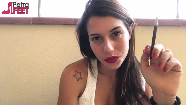 Smokin Fetish: Smoking on balcony with tattooed and hot teen Petra