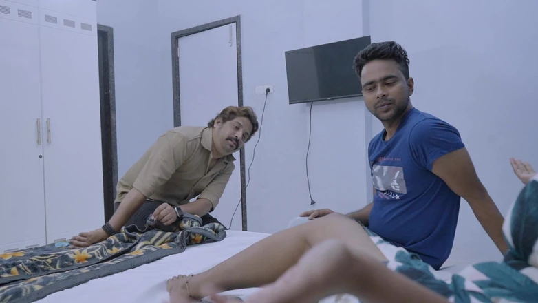 Abu: Indiska vackra flickor ringde till två pojkar och knullade dem...