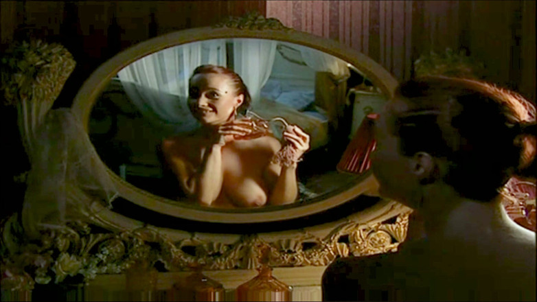 Luxury Porn Channel: Le dîner entre amis se termine par une infidélité anale.