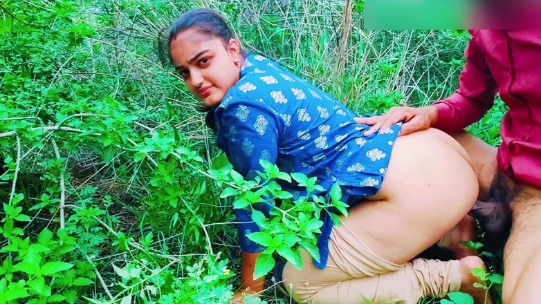 Your_aisha: Video seks gadis desa india pertama kali ngentot memek sempitnya...