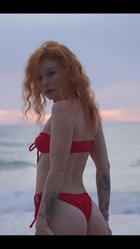 Do I Look Good in Red?