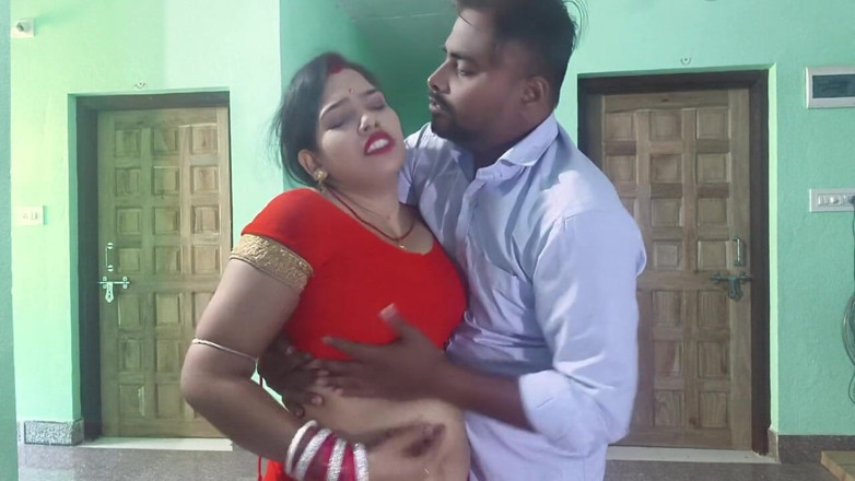 Sona bhabhi: Odia Hot Wife Chitting Her Husband and Sex with Her...