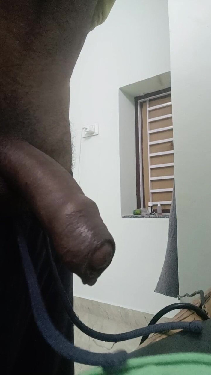 Rajasthani-old-lover: Masturbasi setelah memijat tiri tetanggaku dan mengambil spam kedua kalinya