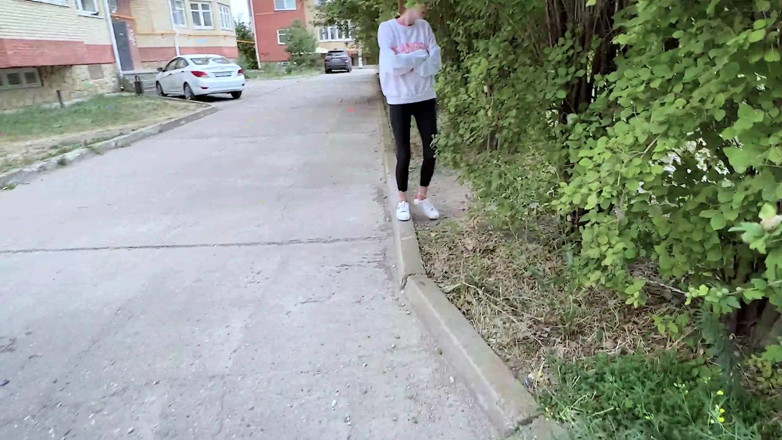 Gigi oficial: Respect to the 18 Year Old Girl Who Filmed Her Slutty...