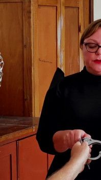 Domina herrin april - sklaventrainingsakademie