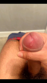 Gooning on the Toilet