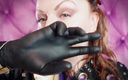 Arya Grander: Asmr: Arya Grander&amp;#039;ın siyah nitril eldivenleri ateşli sesleri - sfw videosu