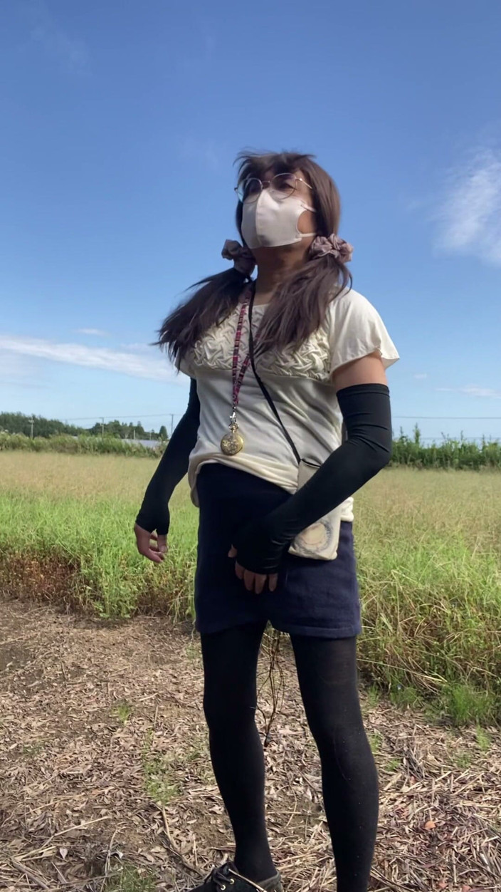 megu2002: No. 331: a Walk Without a Skirt