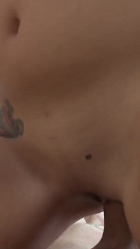 Allie Haze เย็ดมุม POV ให้เสียวสุดใจ