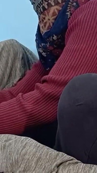 Desi Bhabhi masturbeert Devar met een zeer goede aftrekbeurt