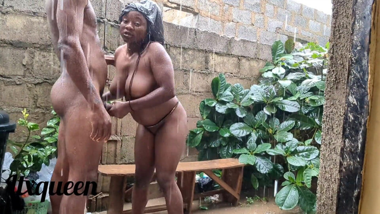 ITX_Kwin: Cel mai bun sex în trei cu cei mai buni prieteni...