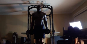 Entraînement de résistance aujourd’hui Calories par gramme de protéine 4 cal par gramme 4 cal par gramme Gras 9 cal par gr