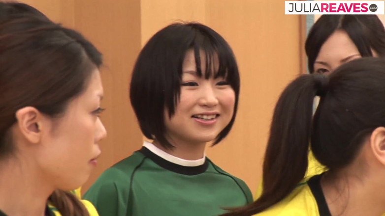 Japanese Cheats: 毛深い女の子が滑りザーメン後吸いとクソコーチ