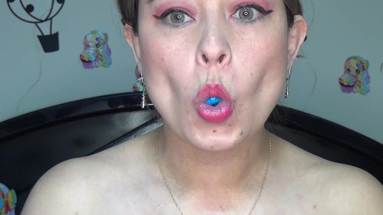 Angel eyes studio: Înghițind nonstop migdale uriașe!!