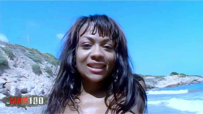 MMM100: Dunia-montenegro: Gorąca latynoska laska strpping i pokazując jej wielką cipkę