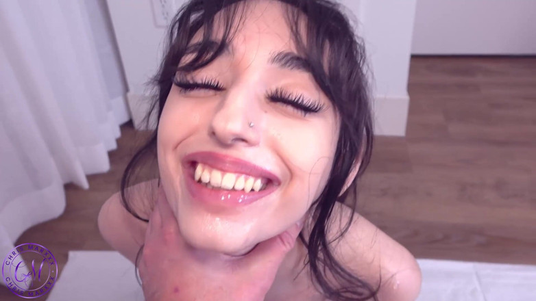 Chris Marxxx: Ronnie violet yarak, göt ve sidik istiyor