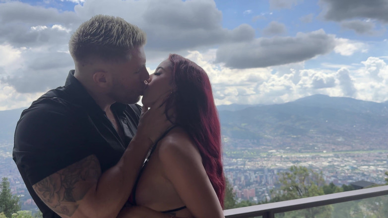 FILOUFITT: Filoufitt Picking the Best Slut in Medellin