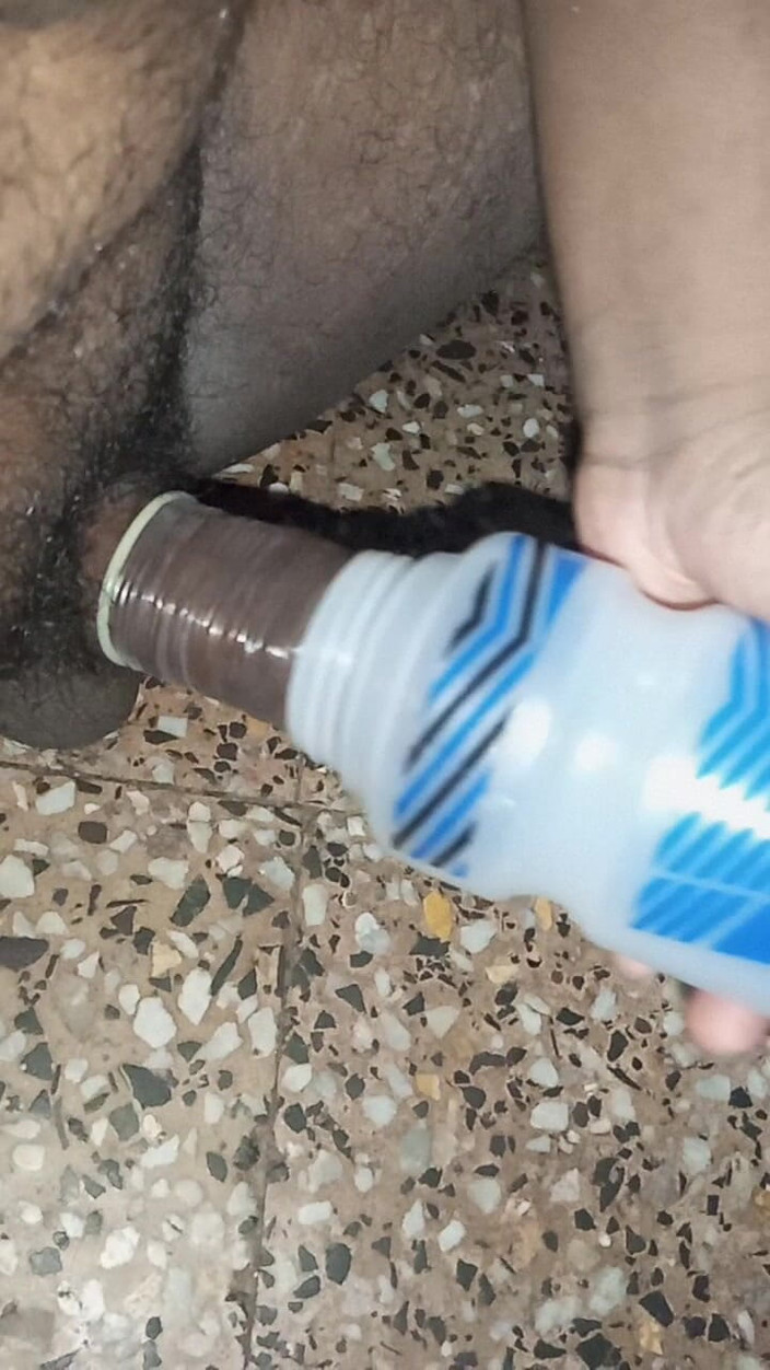 Sweet Indian cock: Apne Bhabhi Ko utan kondom fitta knullar och suger Kiye