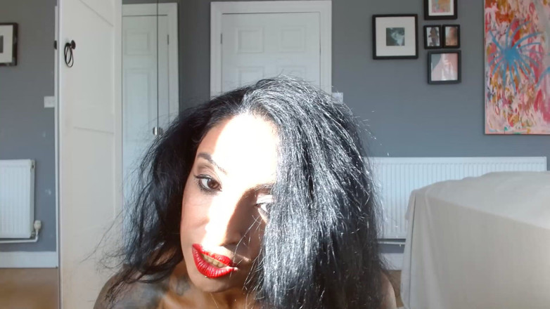 BabeXX69XX Asian MILF: Des intimidateur se font baiser au gode ceinture et manger, éjacule...