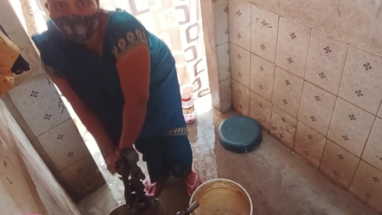 Desi_bhabhi121: Nude Bath Show Desi Bhabhi