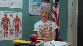 Gay blonde Twink Preston Andrews memberikan temu bual