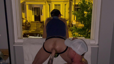 HardFistingtop: Fisting di Hadapan Tingkap!