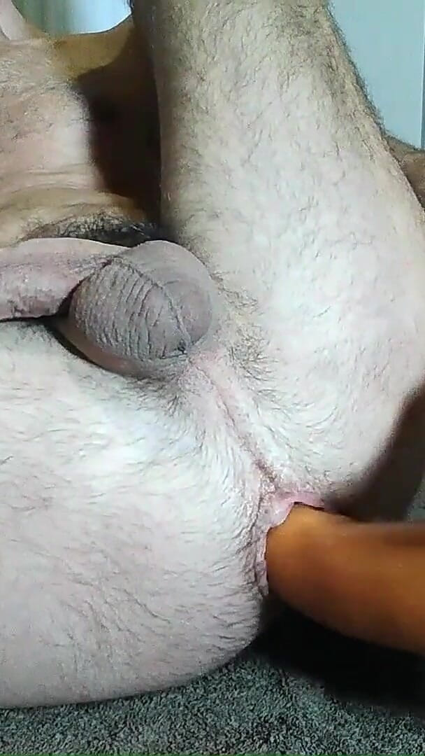 Fucking My Hole Deep with Huge Veg Til I Cum From It Twice (Insatiable guy) Fucking My Hole Deep with Huge Veg Til I Cum From It Twice (Insatiable guy)