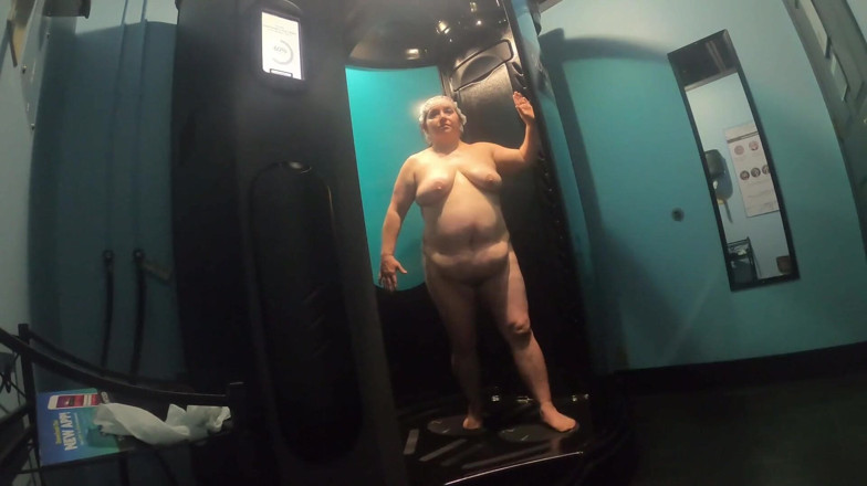 SexyNEBBW: Sexy bBW spritzt bräunung