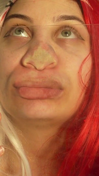 Cabaran hidung babi - keseronokan sudut pandangan pertama kaca