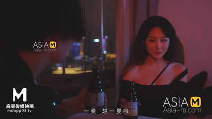 ModelMedia Asia: Ragazza motociclista Zhao Yi man
